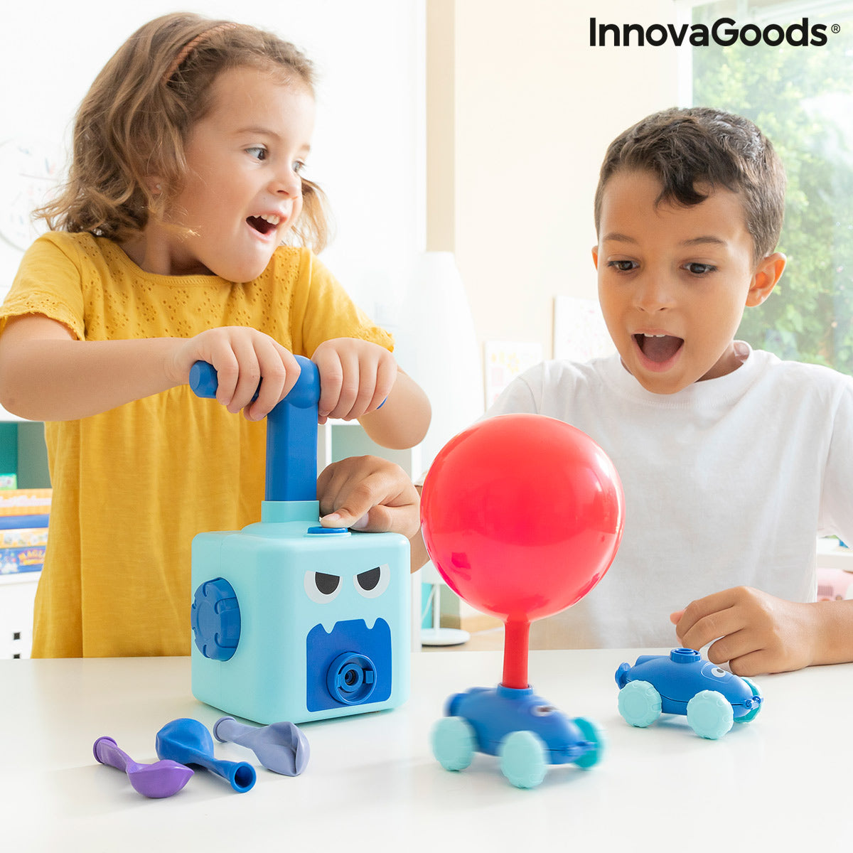 2-in-1 Car and Balloon Launcher Toy Coyloon InnovaGoods